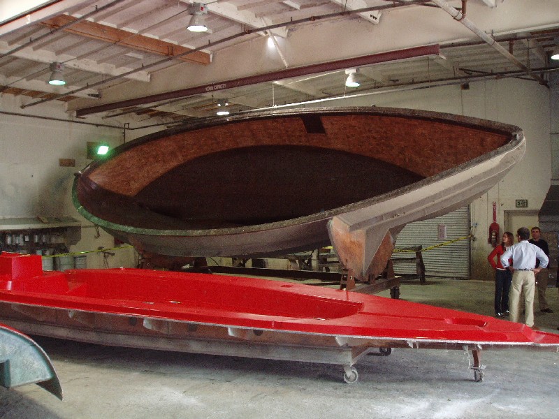 Pacific Seacraft 40 gallery image with filename: pacificseacraft40-molds.jpg