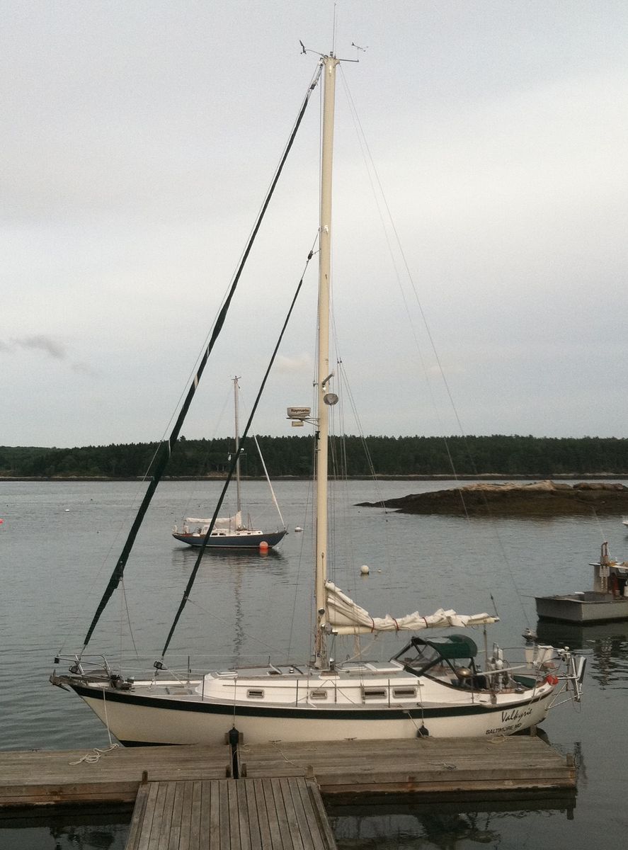 Southern Cross 35 gallery image with filename: southerncross35-valkyrie-dockside.jpg
